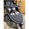 Image 3 : Foldable Schwinn Interval Jogging Stroller