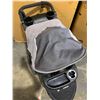 Image 4 : Foldable Schwinn Interval Jogging Stroller