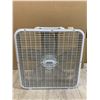 Image 1 : White Box Fan