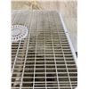 Image 4 : White Box Fan
