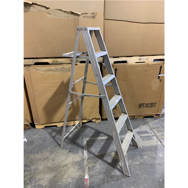 Lite 5 Step Aluminium Ladder - With Paint Tray