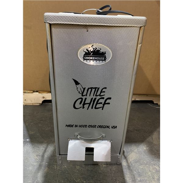 Smokehouse Little Chief Front Load Electric Smoker