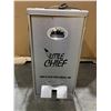 Image 1 : Smokehouse Little Chief Front Load Electric Smoker