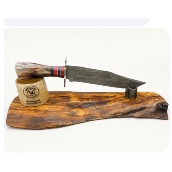 Knife on horn stand