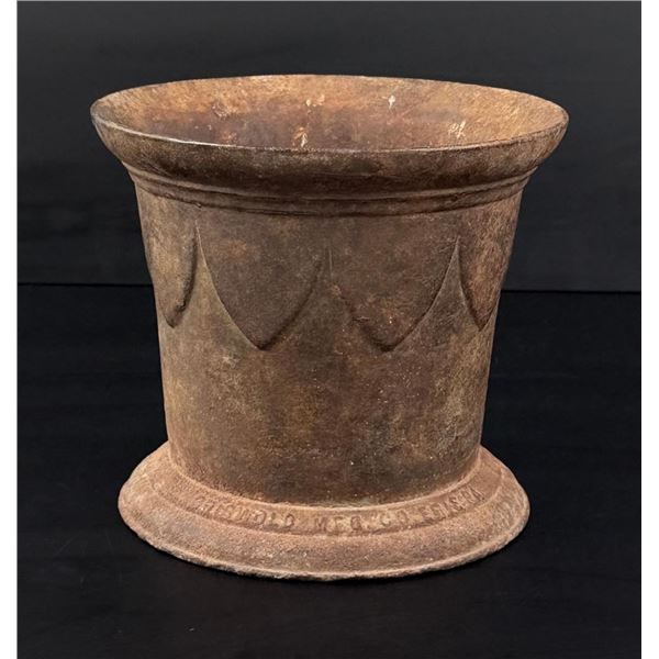 Griswold 2 Q Cast Iron Pharmacy Mortar