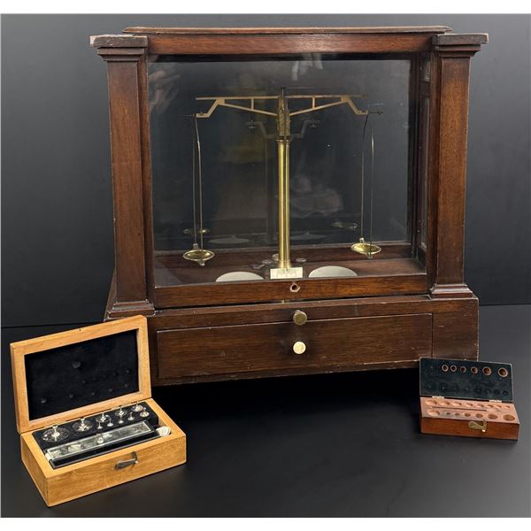 Henry Troemner Assayer Pharmacy Scale