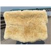 Image 1 : New Zealand Sheepskin Wool Rug Throw