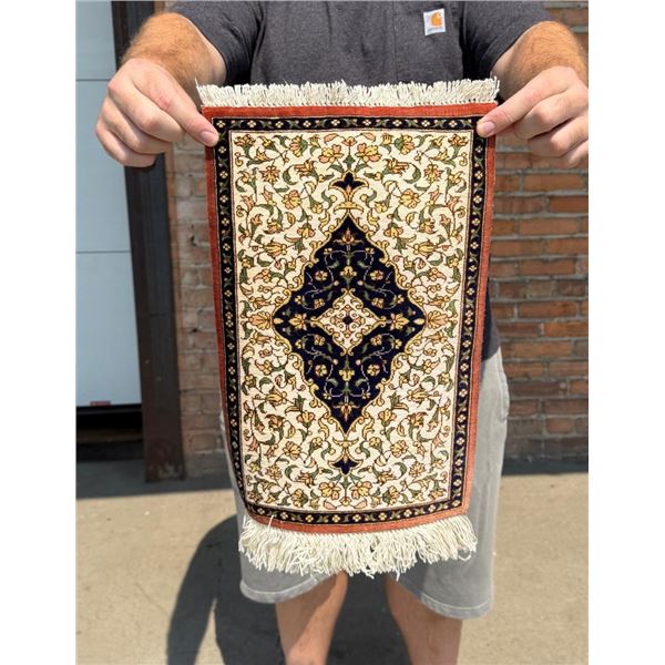 Qom Qum Silk Persian Oriental Prayer Rug