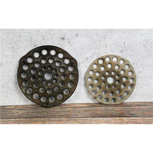 Wagner and Lodge Cast Iron Skillet Trivets