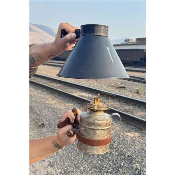 Butte Montana Railroad Caboose Kerosene Lamp