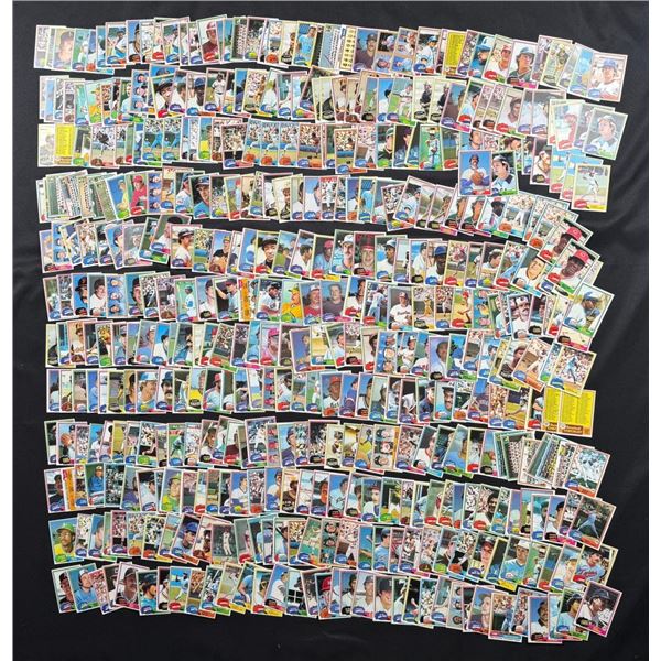 Large group of 1980s Baseball Cards