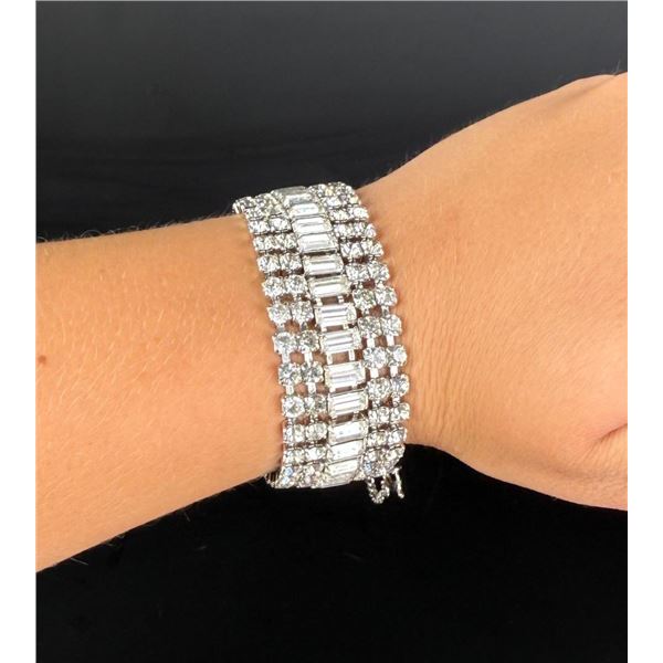 Weiss Rhinestone Costume Jewelry Bracelet