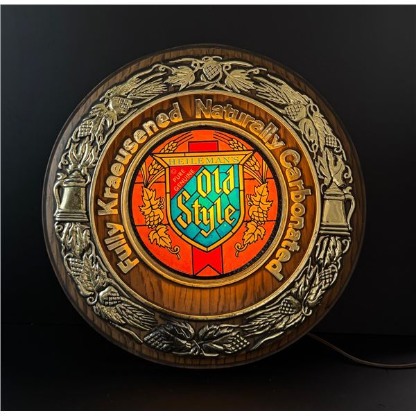 Heilemans Old Style Beer Round Lighted Bar Sign