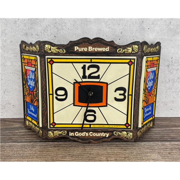 Heilemans Old Style Beer Lighted Clock Sign