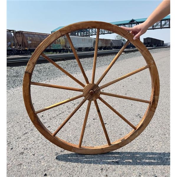 Montana Wood Wagon Wheel