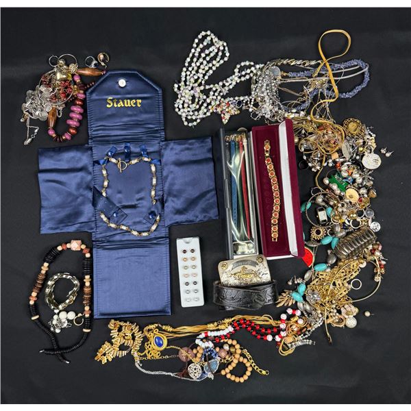 6lb Collection of Costume Jewelry