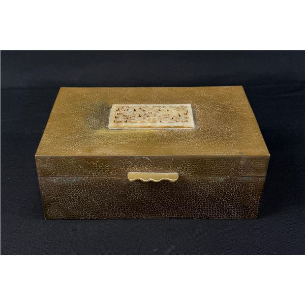 Chinese Jade Inlaid Plaque Jewelry Trinket Box