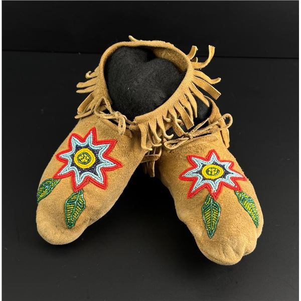 Plateau Native American Indian Beaded Moccasins