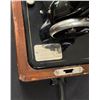 Image 5 : Singer Model 24-62 Sewing Machine