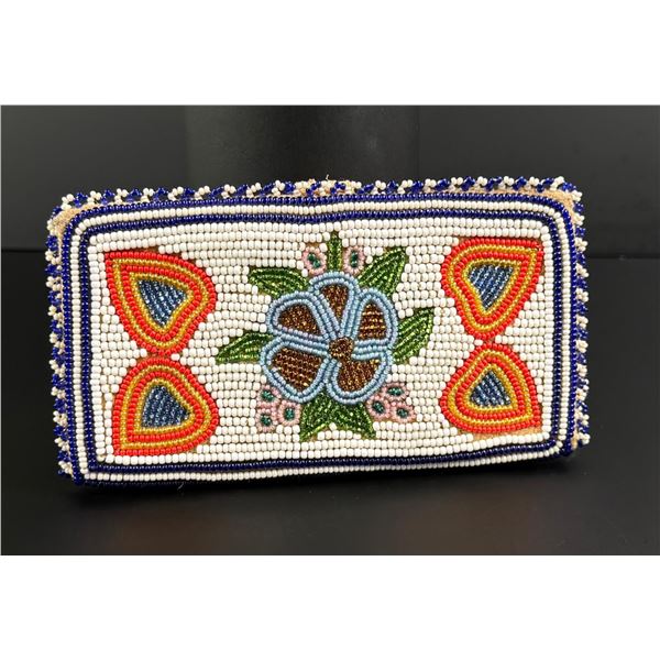 Blackfoot Native American Indian Beaded Checkbook