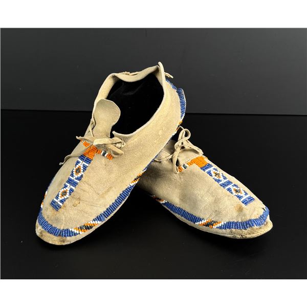 Arapaho Native American Indian Beaded Moccasins