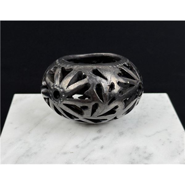 Oaxaca Reticulated Clay Pot