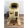 Image 5 : Cast Iron Mutoscope Clam Shell Arcade Viewer