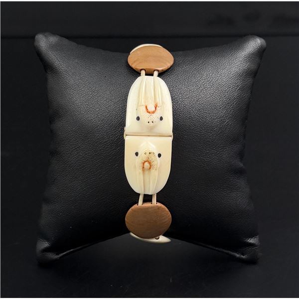 Alaskan Inuit Eskimo Walrus Ivory Bracelet