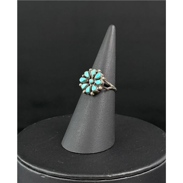 Zuni Sterling Silver Petit Point Turquoise Ring