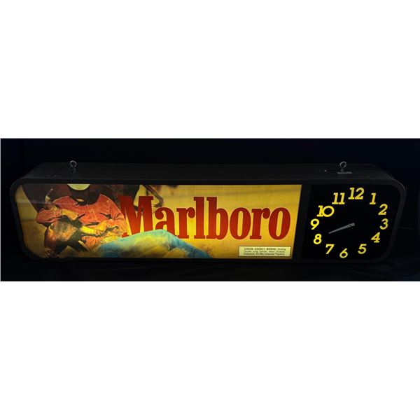 1995 Marlboro Cigarettes Lighted Clock Sign
