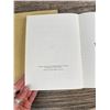 Image 5 : The Hole Book