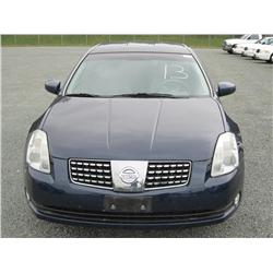 2005 NISSAN MAXIMA SE 4DR