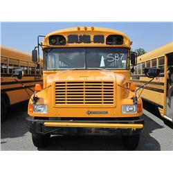 1993 NAVISTAR BLUEBIRD BUS