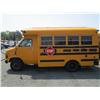 Image 2 : 1992 CHEVROLET THOMAS BUS