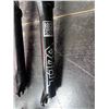 Image 9 : 11 Mixed Bicycle Saddles and 2 Fork Assemblies, Including RockShox Tora