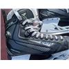 Image 2 : CCM Ribcor 44K Hockey Skates Size 8.5 EE