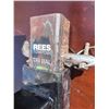Image 8 : TOWKING and Reese Tri-Ball Hitch Mounts with 2" Chrome Ball