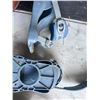 Image 12 : Sasquatch Snowshoes With 2 Pairs Snowboard Bindings
