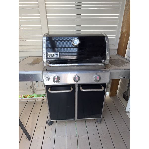Weber Genesis 3-Burner Propane Gas BBQ Grill