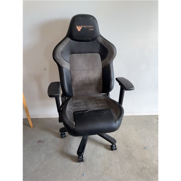 FANTASYLAB Gaming Chair Black and Grey Faux Leather