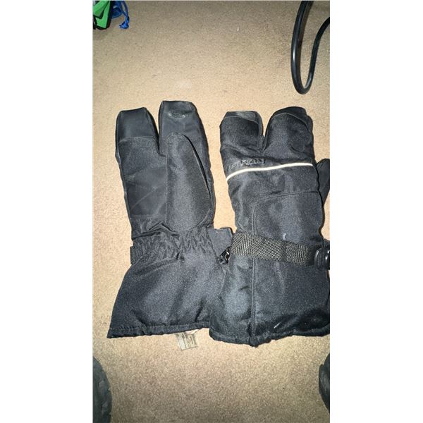Kombi Split-Finger Gloves and Two Pairs of Ski Goggles