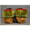 Image 4 : IROQUOIS CHILD MOCCASINS