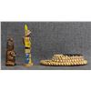 Image 4 : DECORATIVE TOTEM POLES AND PAPAGO WALL HANGING