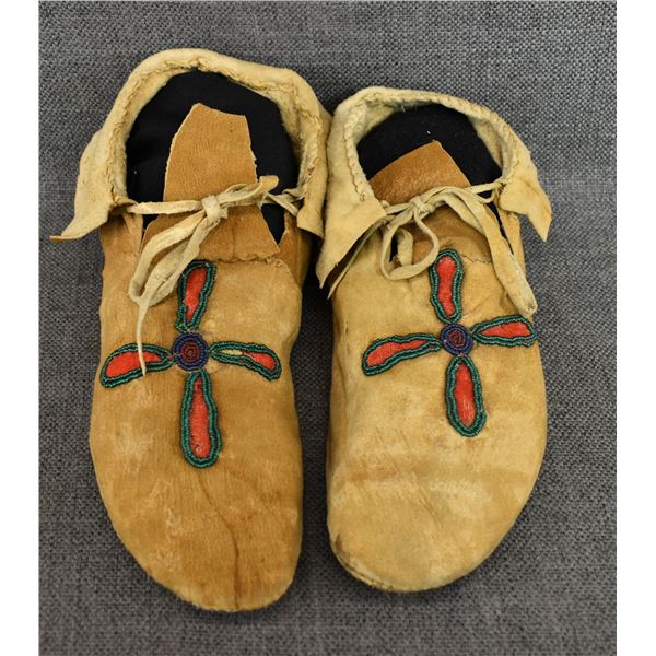 PLAINS MOCCASINS