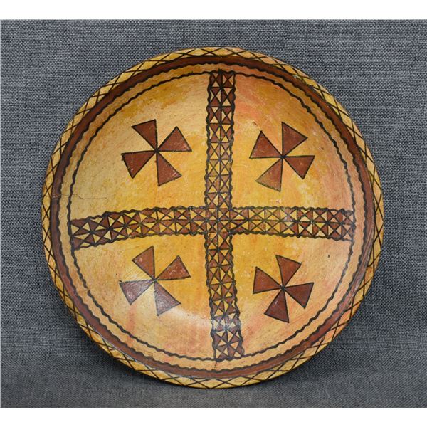 PRE-COLUMBIAN POTTERY PLATE