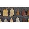Image 3 : COLLECTION OF ARROWHEADS