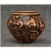 Image 12 : EIGHT MINIATURE PUEBLO POTTERY JARS