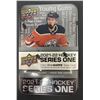 Image 1 : 2021-22 Upper Deck Hockey TIN Sealed - Young Guns