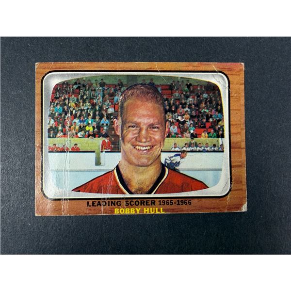 1966-67 OPC - Bobby Hull - Blackhawks