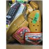 Image 3 : FLAT C/W SHOE STRETCHER, TV REMOTE, FLASH LITE, BADGES, ETC